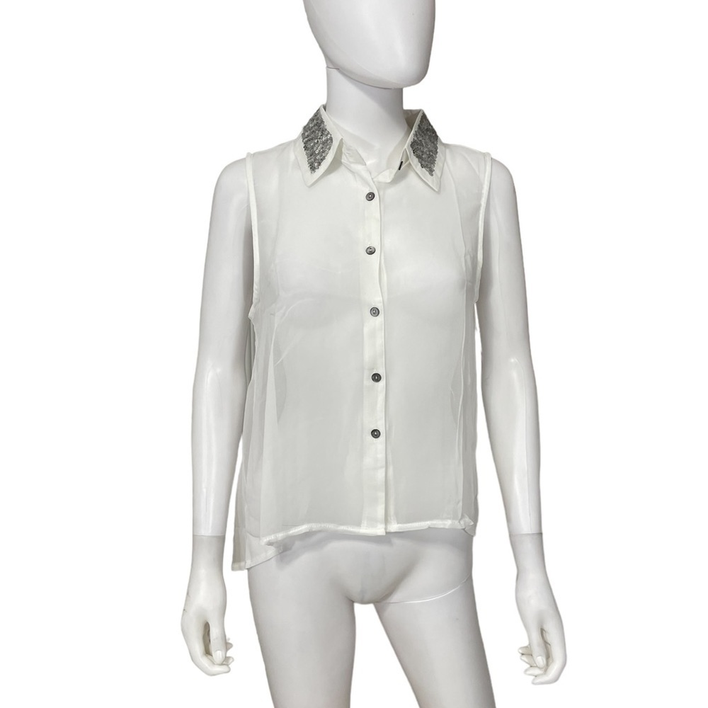 Sleeveless White Button Top Sequins collar
New - Picture 2 of 6